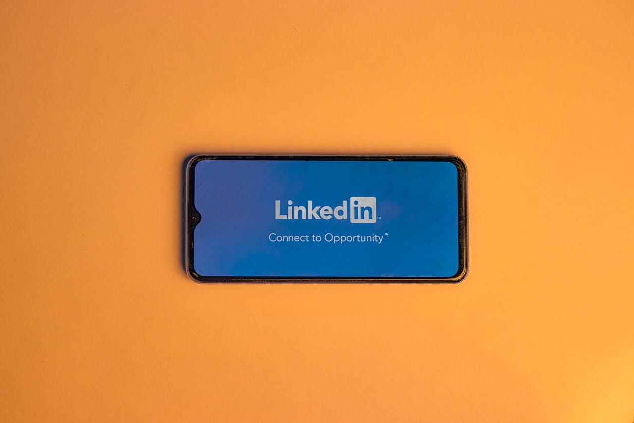 LinkedIn Lead Generation Strategies for Bangladesh’s Real Estate Market — Ngital blog cover image